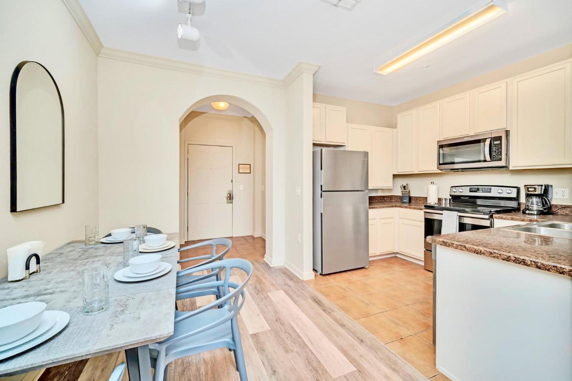 Stunning 2Br Condo With Hot Tub And Pool, Near Disney! Ορλάντο Εξωτερικό φωτογραφία