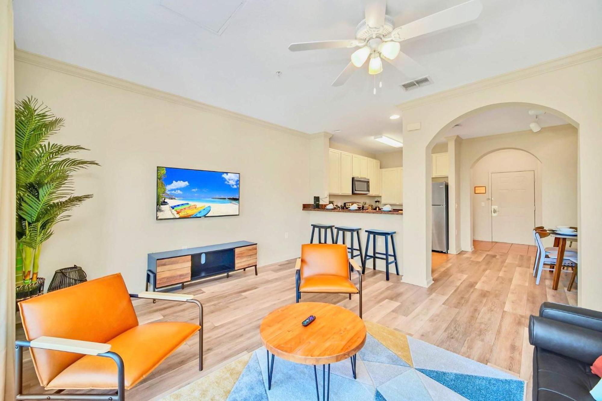 Stunning 2Br Condo With Hot Tub And Pool, Near Disney! Ορλάντο Εξωτερικό φωτογραφία